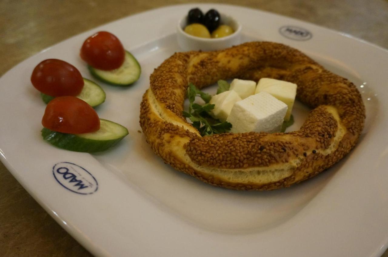 Hotel Phosphorion Istanbulská provincie Exteriér fotografie Simit with kaymak