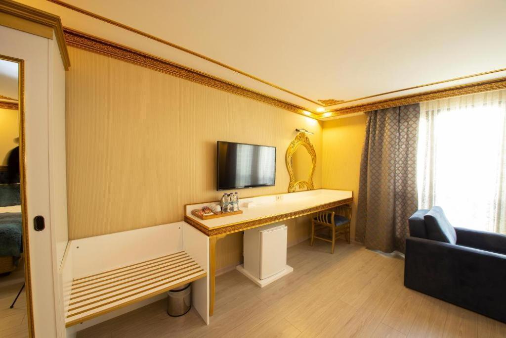 Hotel Phosphorion Istanbulská provincie Exteriér fotografie A room at the hotel