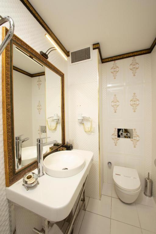 Hotel Phosphorion Istanbulská provincie Exteriér fotografie Bathroom